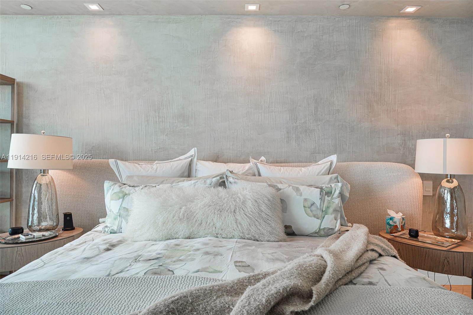 TURNBERRY OCEAN COLONY - Residential