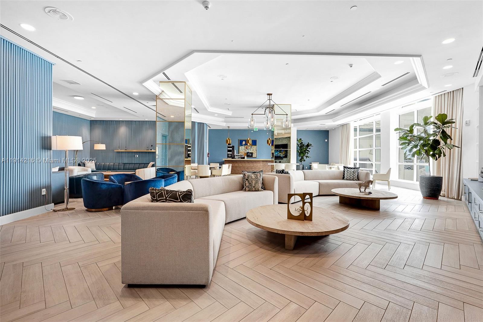 TURNBERRY OCEAN COLONY - Residential