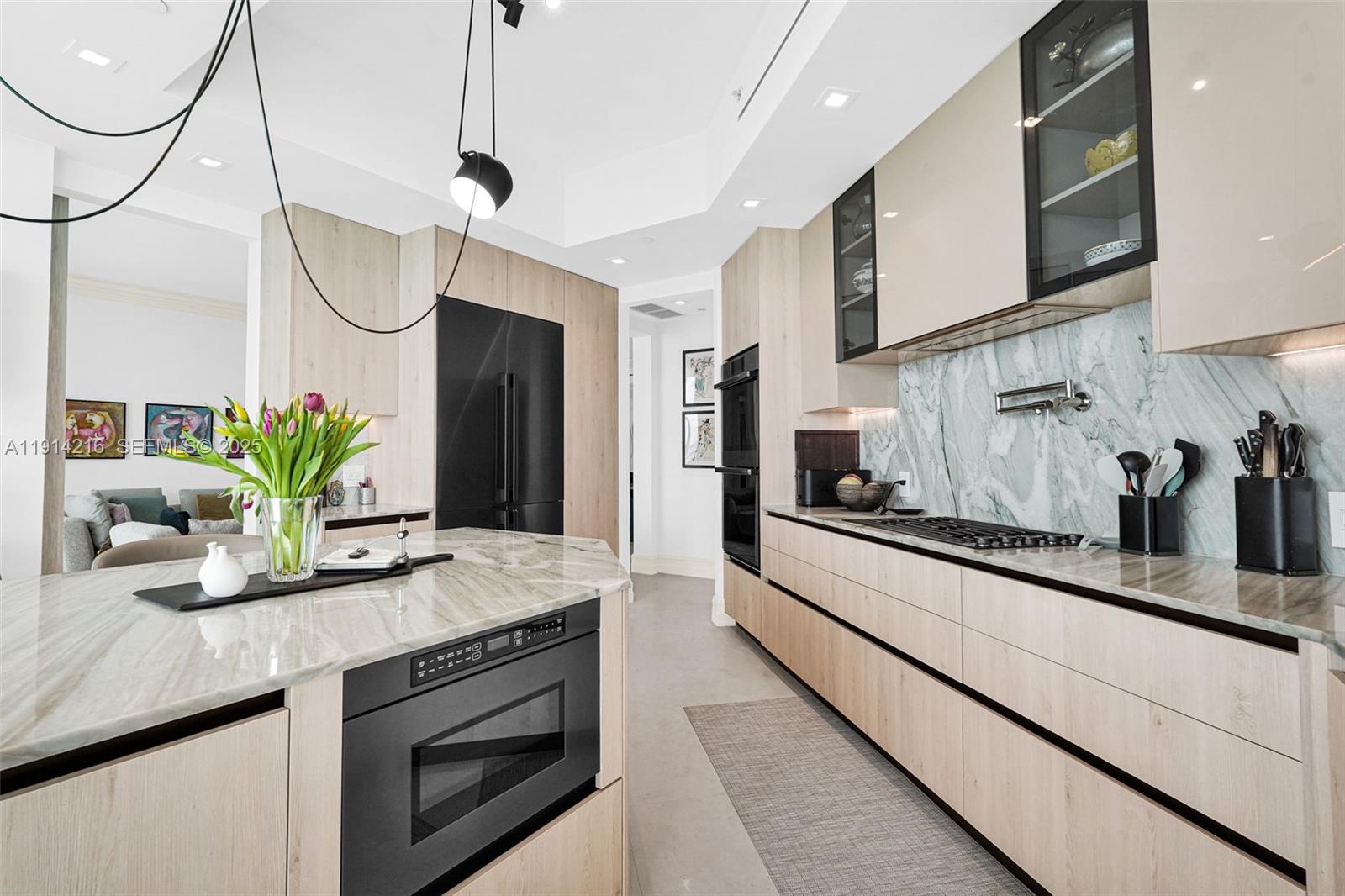 TURNBERRY OCEAN COLONY - Residential