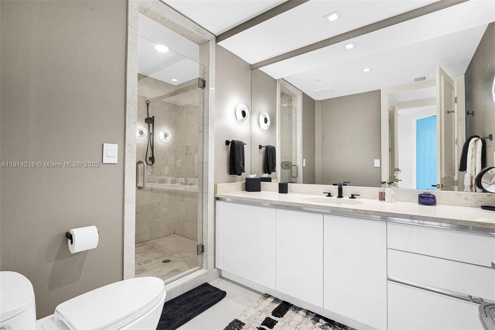 TURNBERRY OCEAN COLONY - Residential