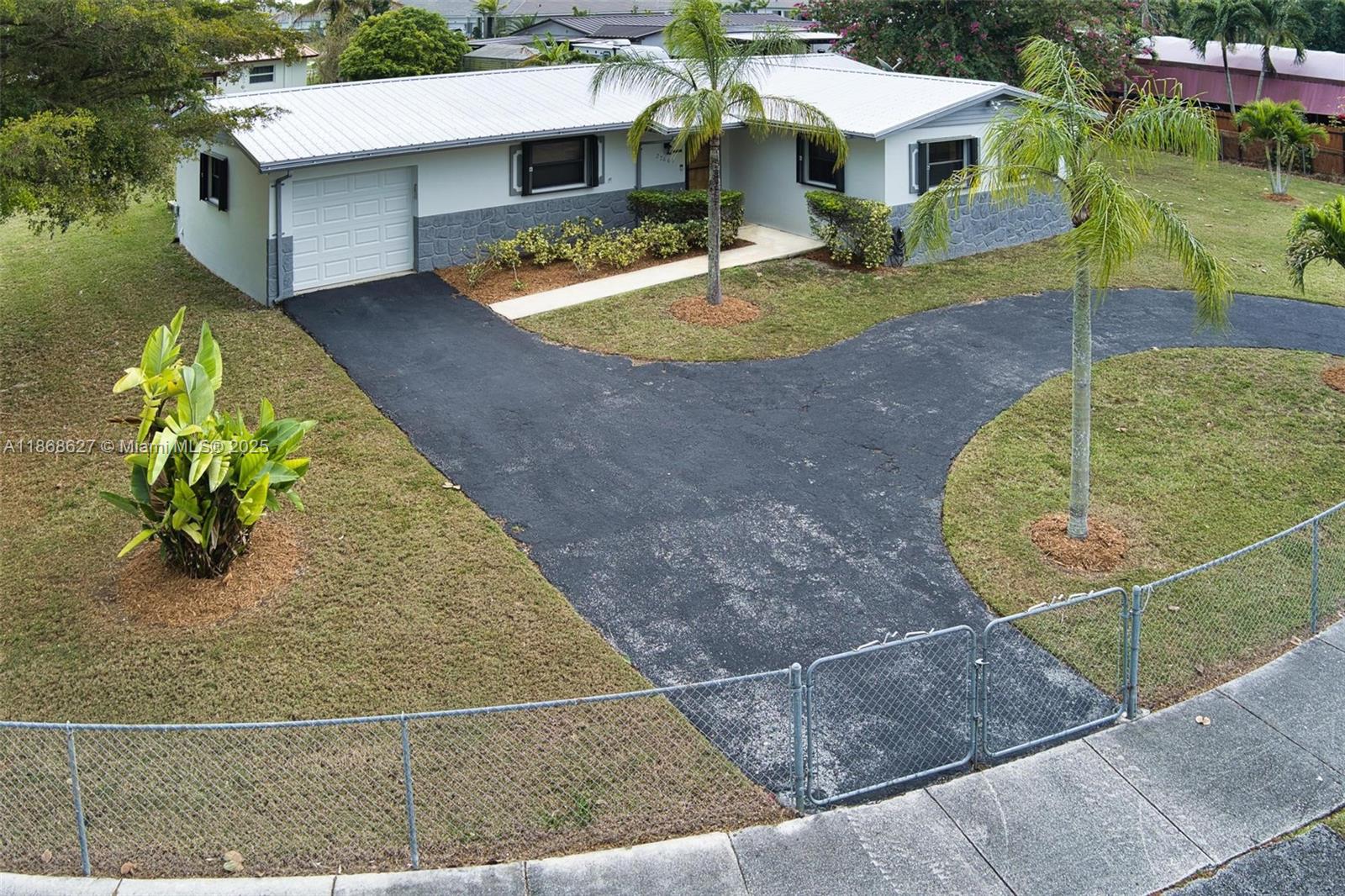 UNIVERSAL ESTATES SOUTH A - Residential