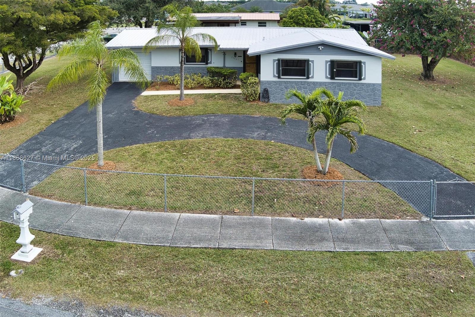 UNIVERSAL ESTATES SOUTH A - Residential