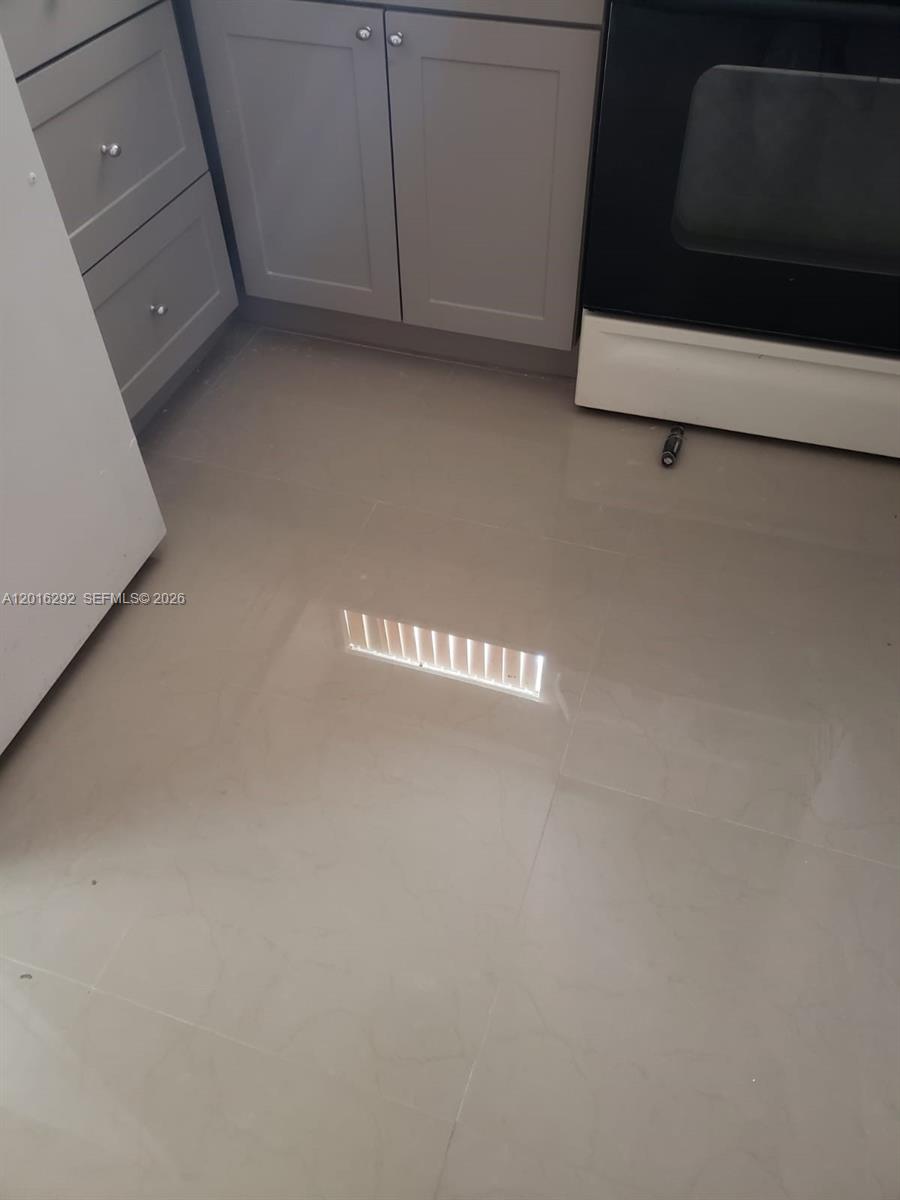 SEGOVIA GARDENS CONDO - Residential