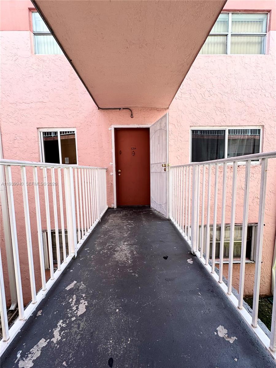 POINT SOUTH CONDO - Residential Lease