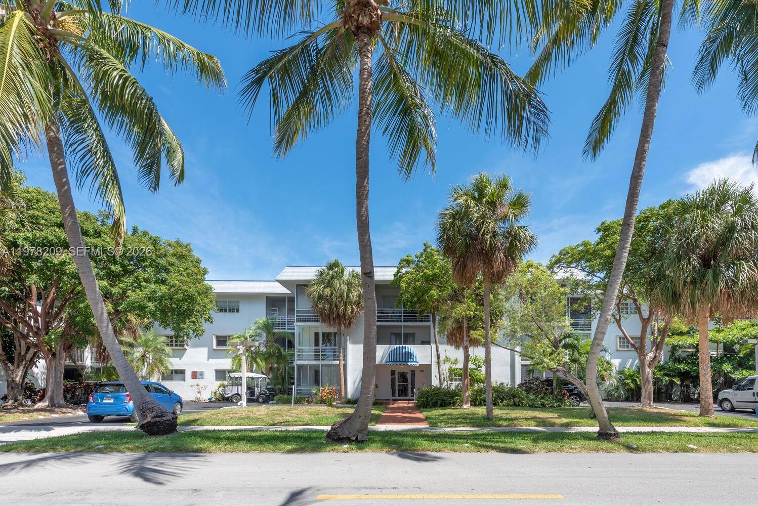 KEY BISCAYNE VI CONDO - Residential Lease