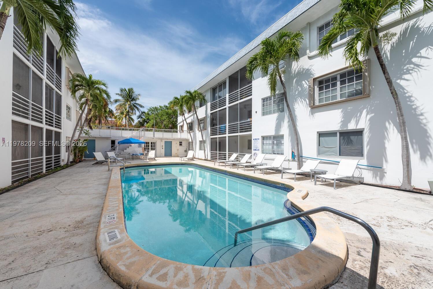 KEY BISCAYNE VI CONDO - Residential Lease