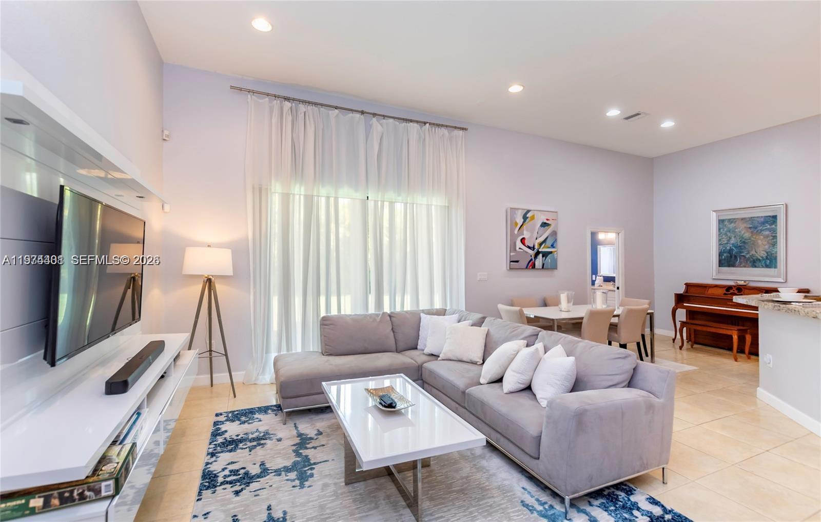 CUTLER CAY - Residential Lease