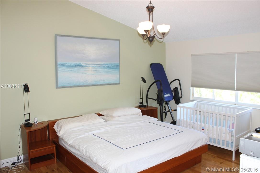 Brookside North 154-39 B - Residential