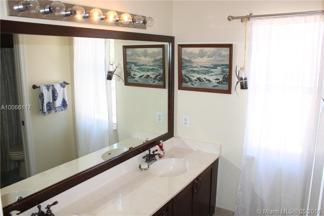 Brookside North 154-39 B - Residential