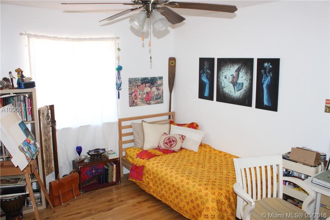 Brookside North 154-39 B - Residential