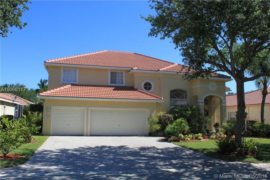 2-STORY - 5/3/3 CG - ONE BEDROOM & BATH DOWNSTAIRS - REMODELED BATHS - RED WOOD FLOORS UPSTAIRS AND TRAVERTINE TILE DOWNSTAIRS - GREAT YARD WITH BEAUTIFUL POOL AND LARGE PATIO FOR ENTERTAINMENT. NEW ROOF - LUSH LANDSCAPE AND FRESHLY PAINTED IN AND OUT.