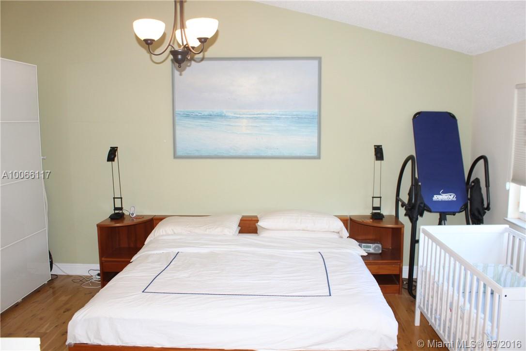 Brookside North 154-39 B - Residential