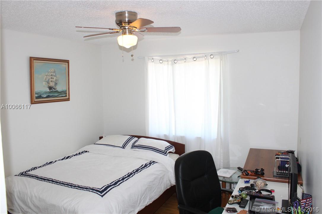 Brookside North 154-39 B - Residential