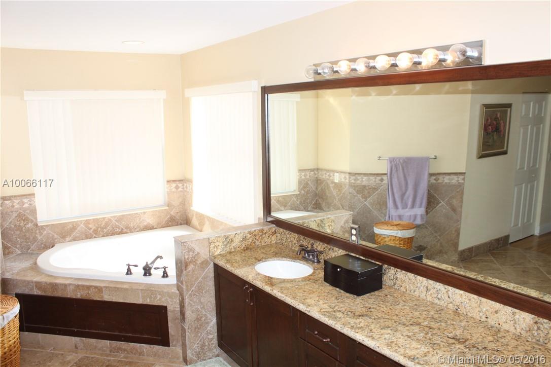 Brookside North 154-39 B - Residential