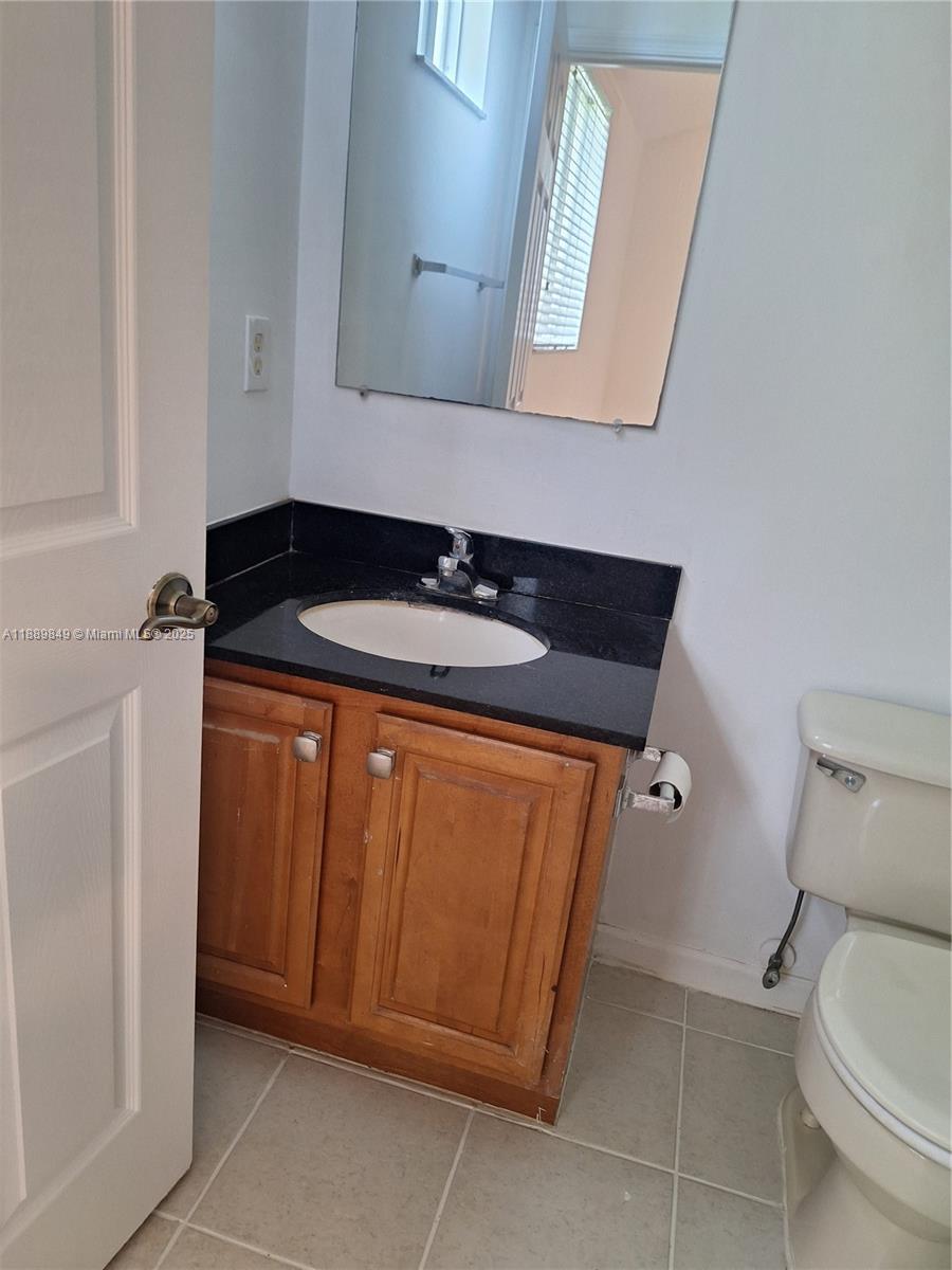 COVENTRY HOUSE - Residential Lease