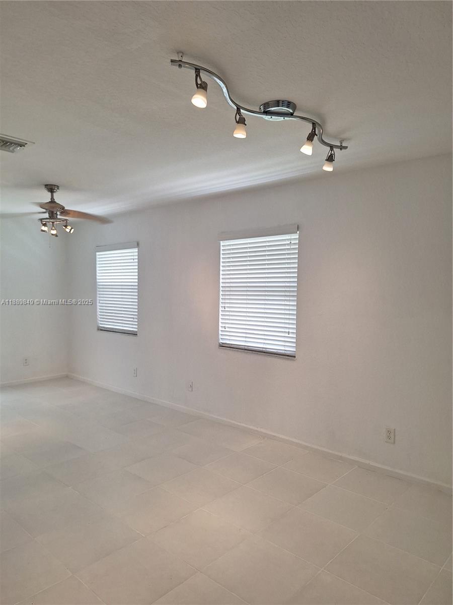 COVENTRY HOUSE - Residential Lease