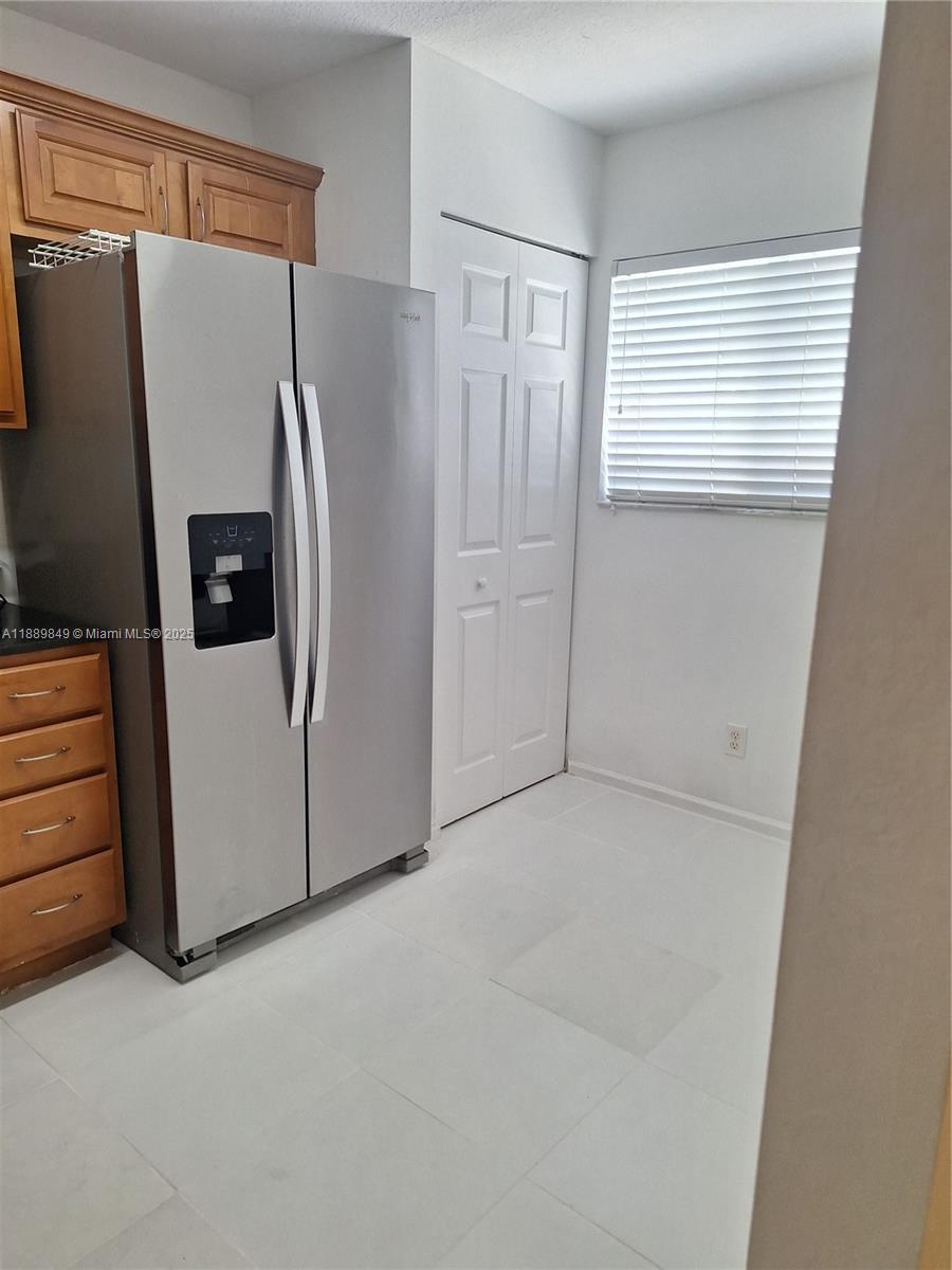COVENTRY HOUSE - Residential Lease