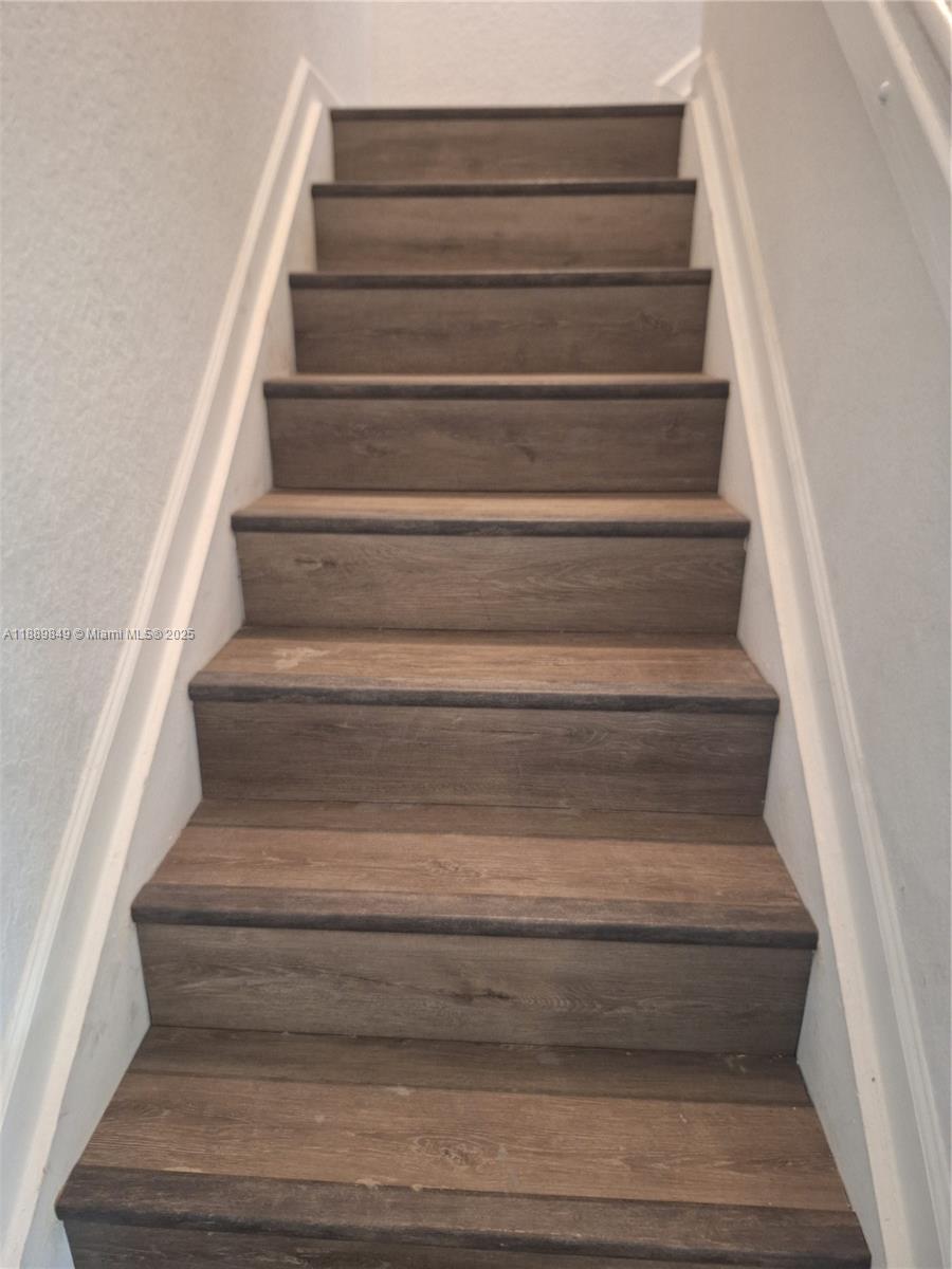 COVENTRY HOUSE - Residential Lease