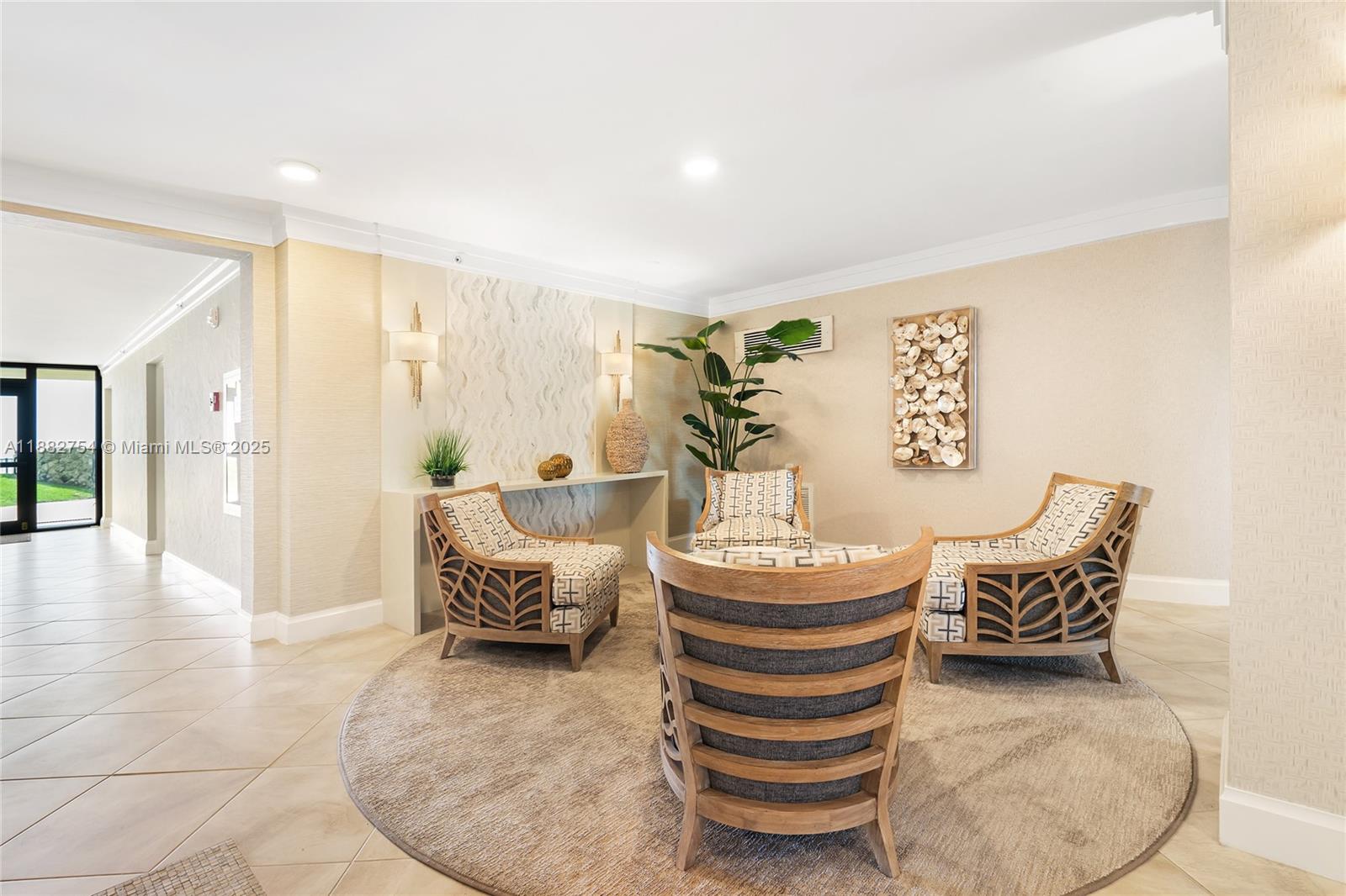 OCEAN TOWERS CONDO APTS - Residential