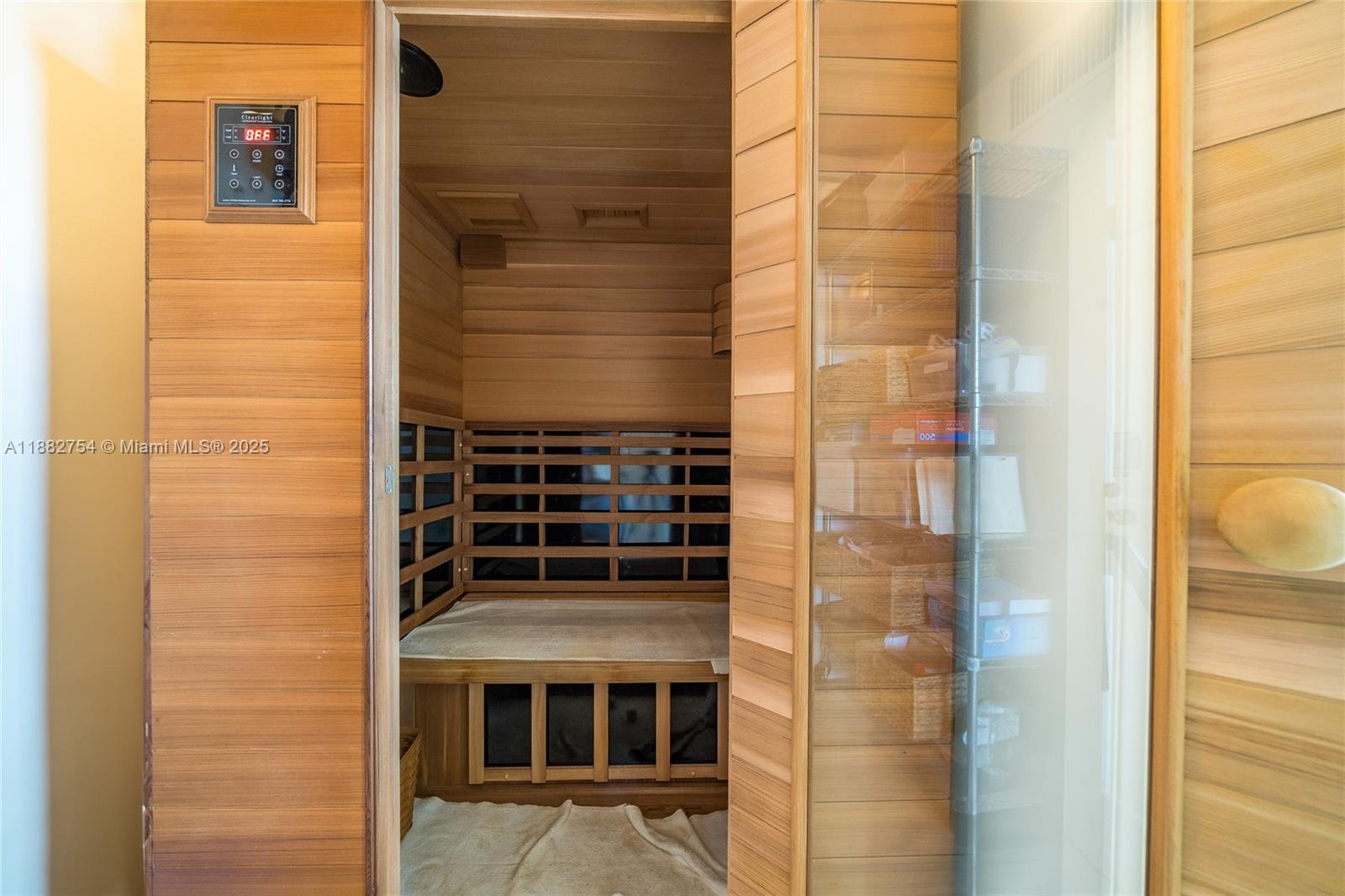 OCEAN TOWERS CONDO APTS - Residential