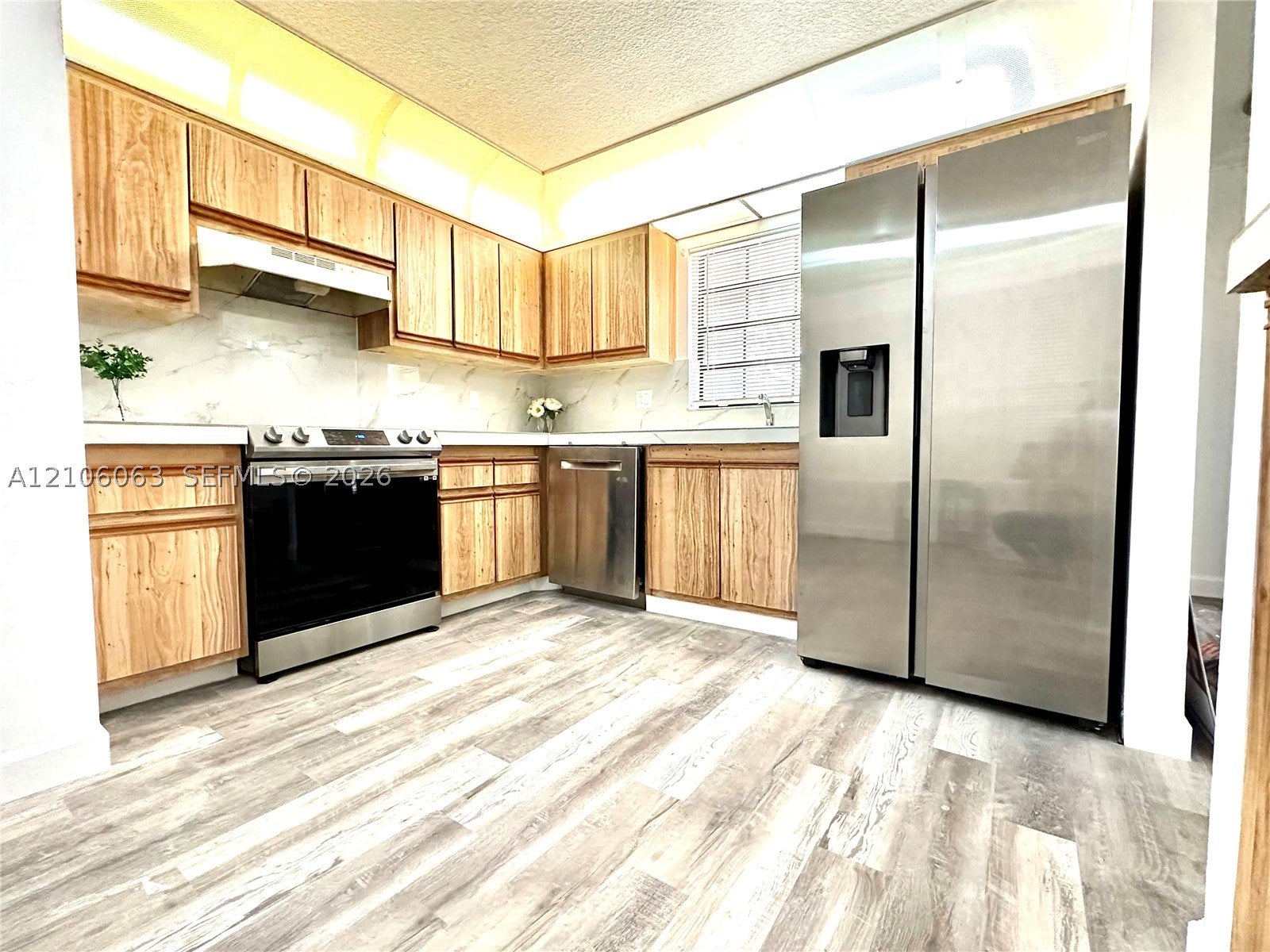 3694 NW 95th Ter