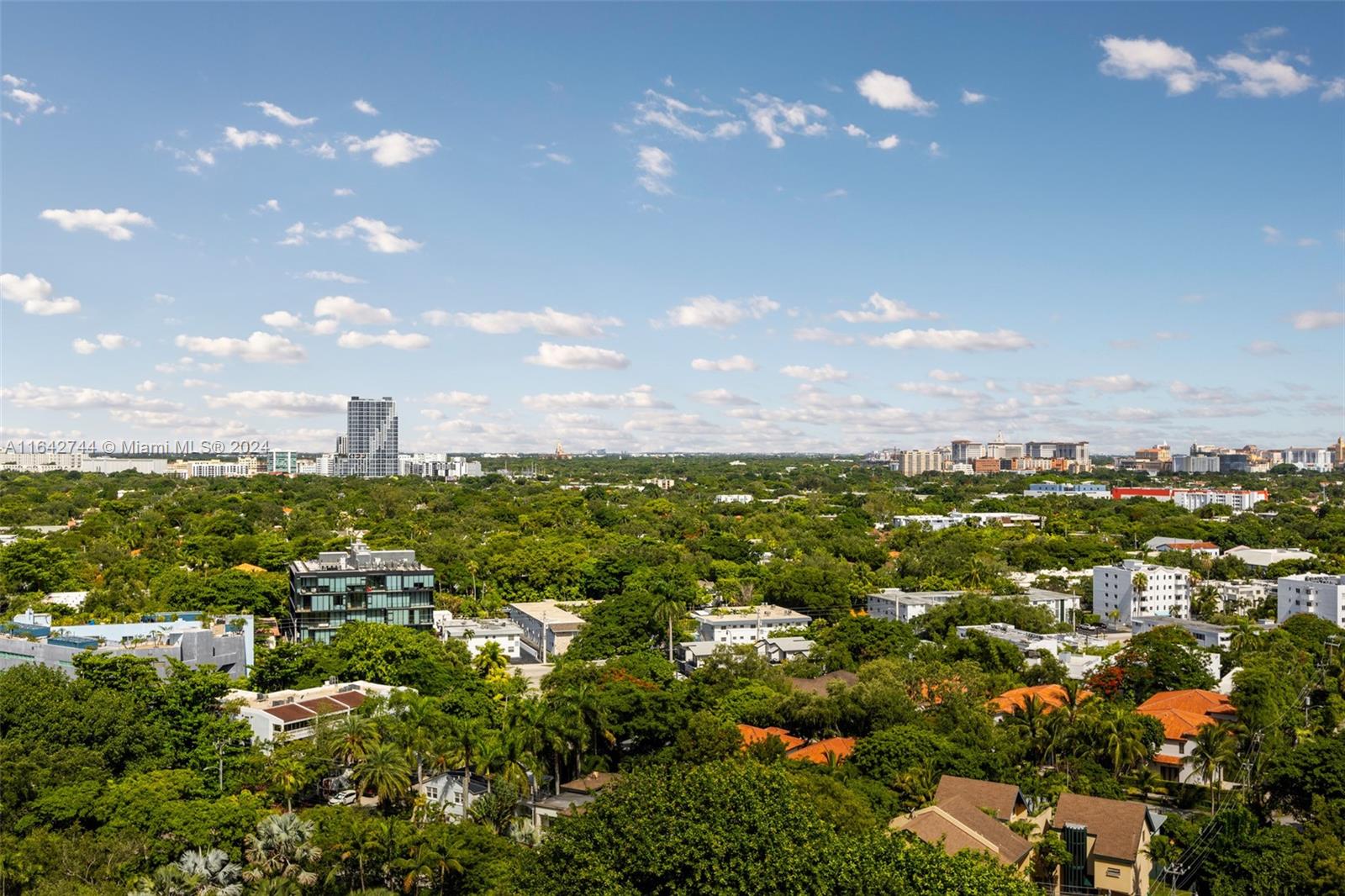 GROVENOR HOUSE CONDO - Residential