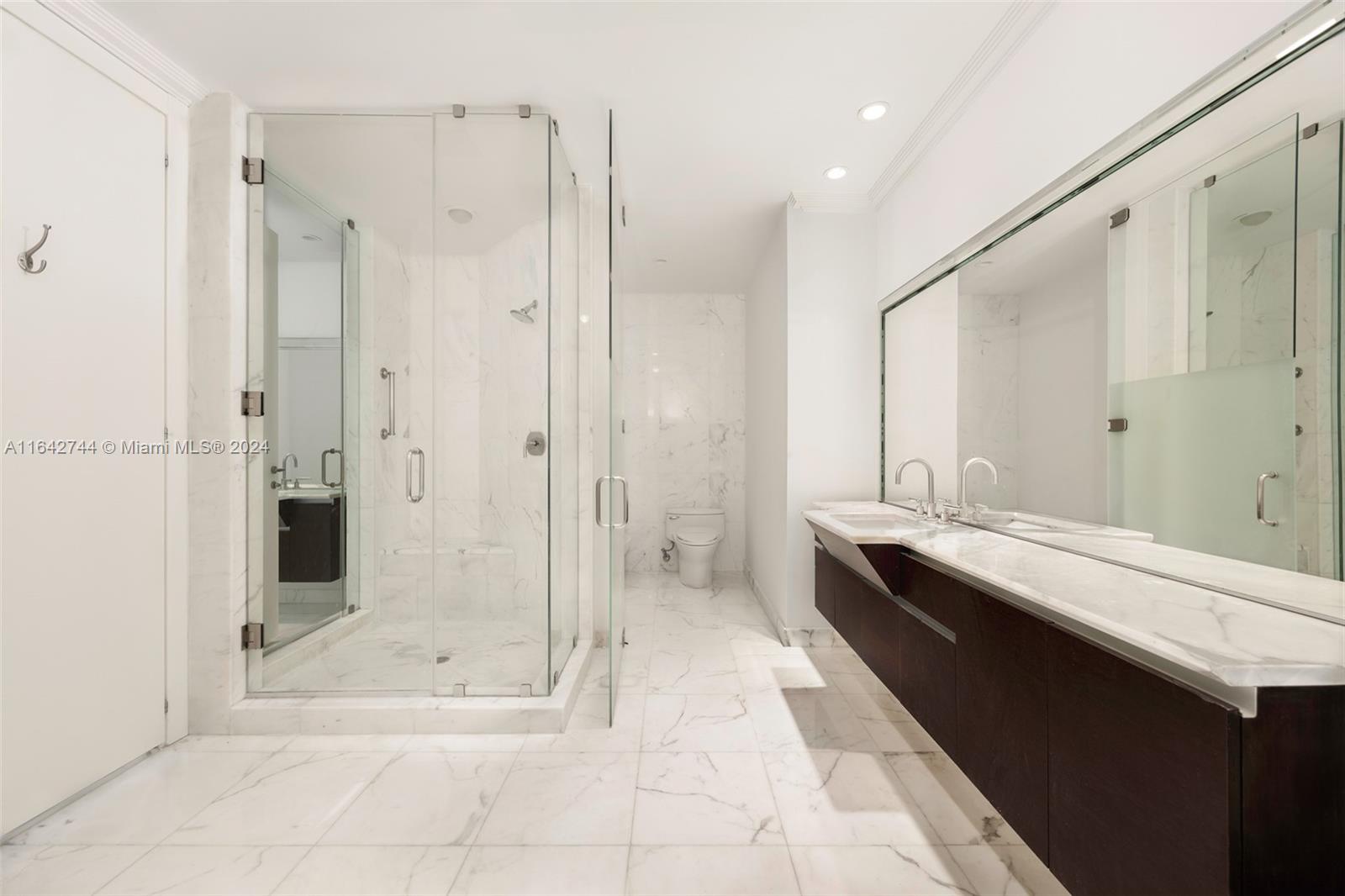 GROVENOR HOUSE CONDO - Residential