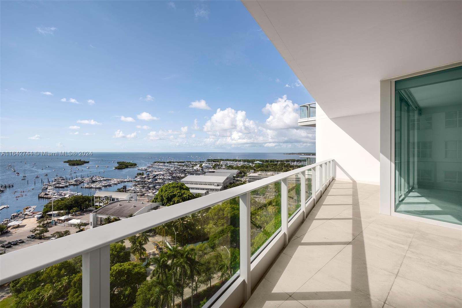 GROVENOR HOUSE CONDO - Residential