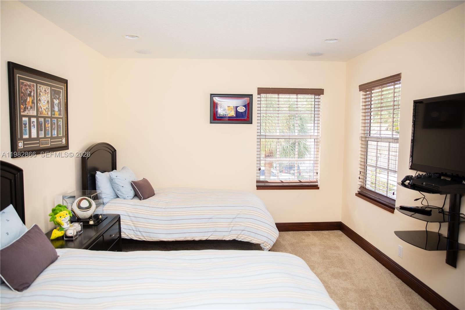 BANYANS OF ARVIDA COUNTRY - Residential Lease