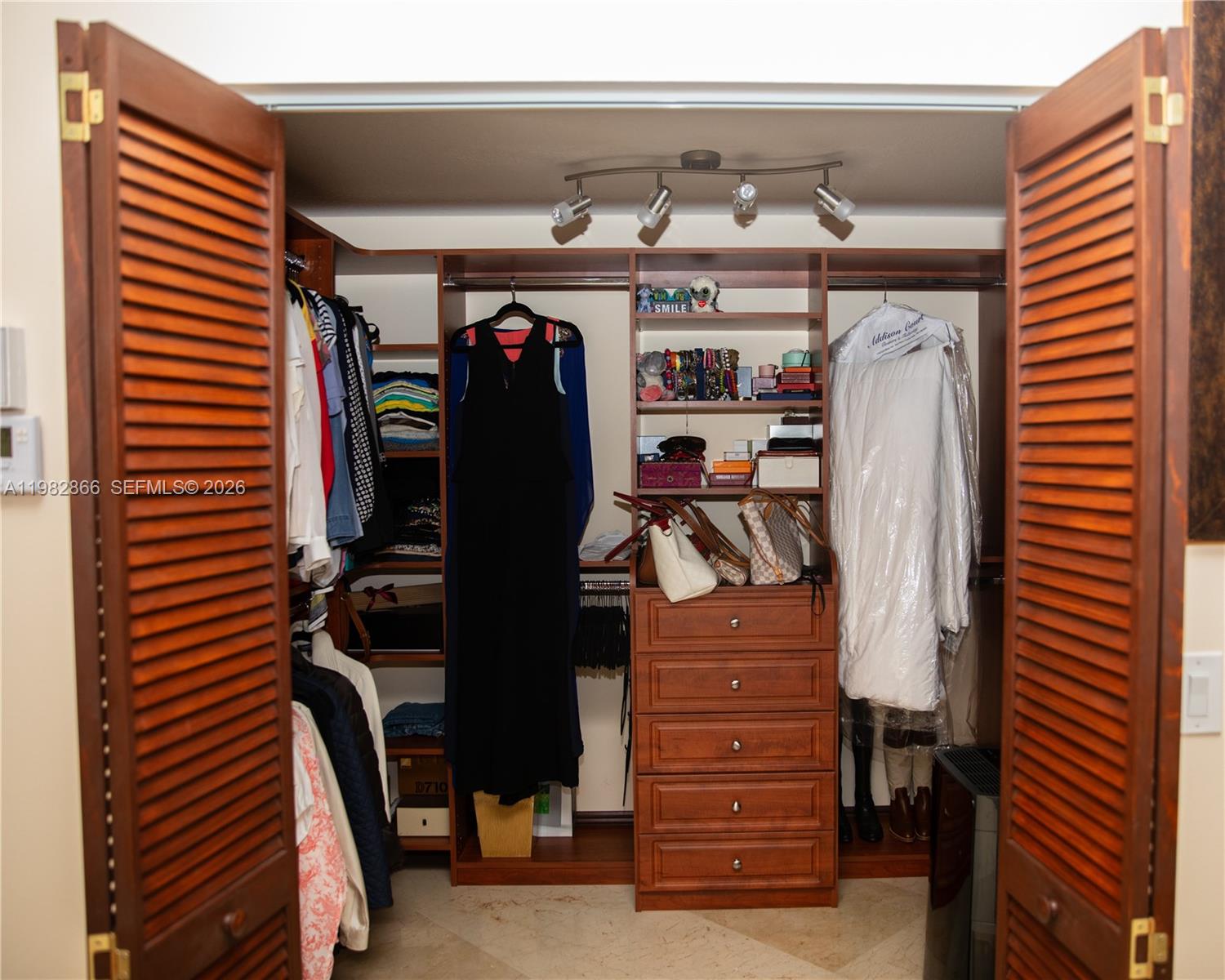 BANYANS OF ARVIDA COUNTRY - Residential Lease