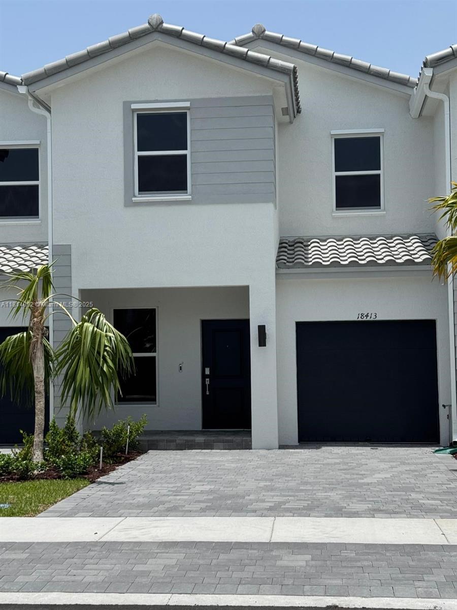 Rental Property at 18413 Sw 1st St, Pembroke Pines, Miami-Dade County, Florida - Bedrooms: 4 
Bathrooms: 3  - $4,200 MO.