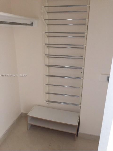 HEMISPHERES CONDO - Residential Lease