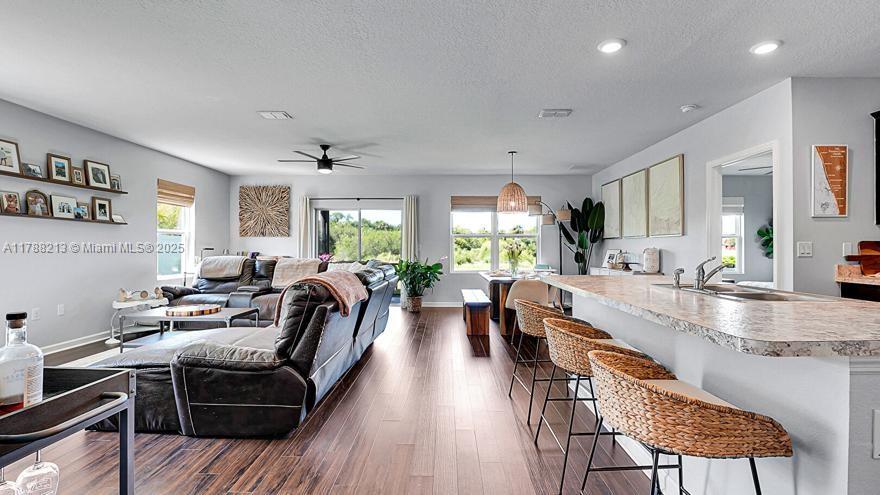3113 Yellowstone Cir, Fort Pierce, FL, 34945/$400,000 3 3113 Yellowstone Cir