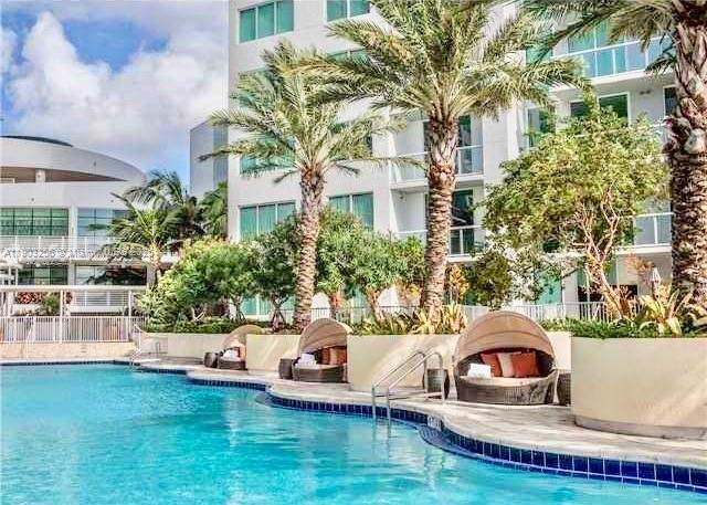 VIZCAYNE NORTH CONDO - Residential Lease