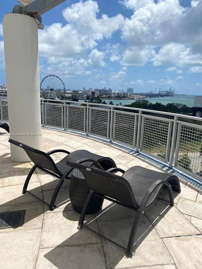 VIZCAYNE NORTH CONDO - Residential Lease