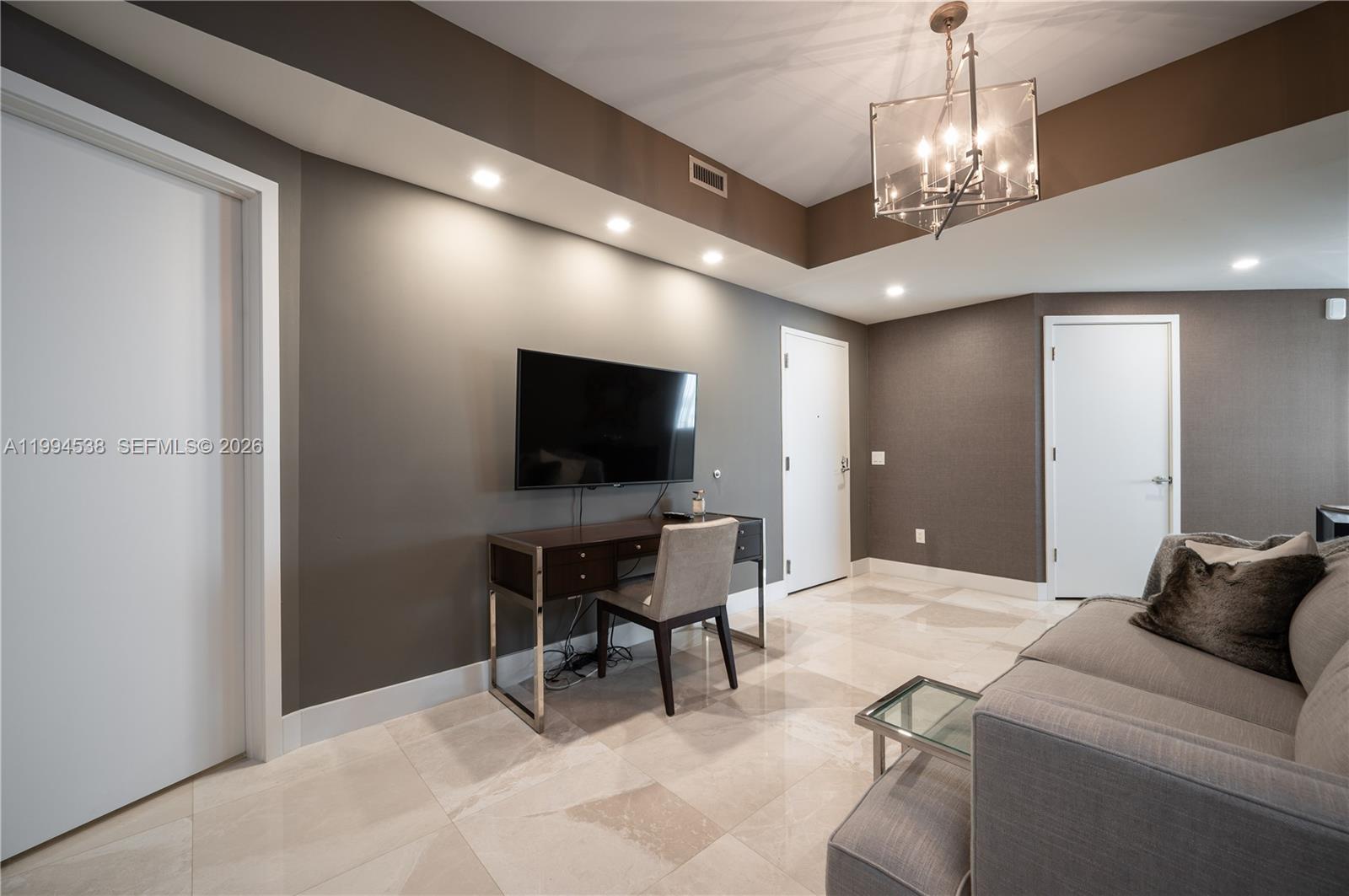 BISCAYNE BEACH CONDO - Residential