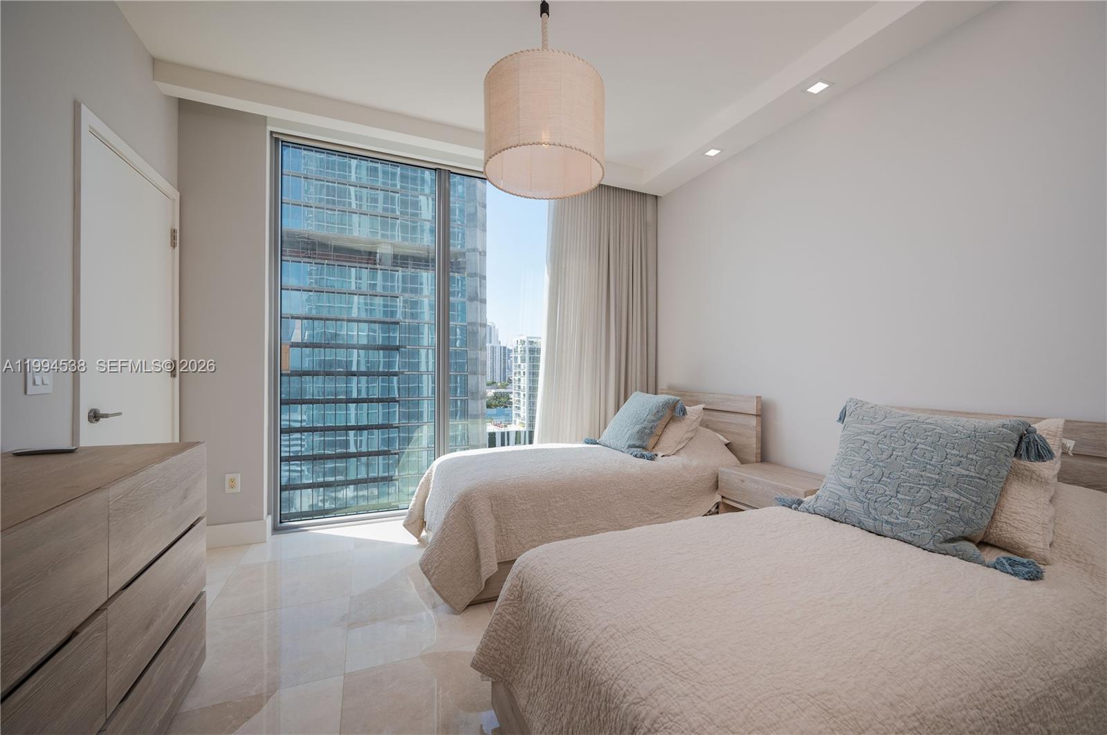 BISCAYNE BEACH CONDO - Residential