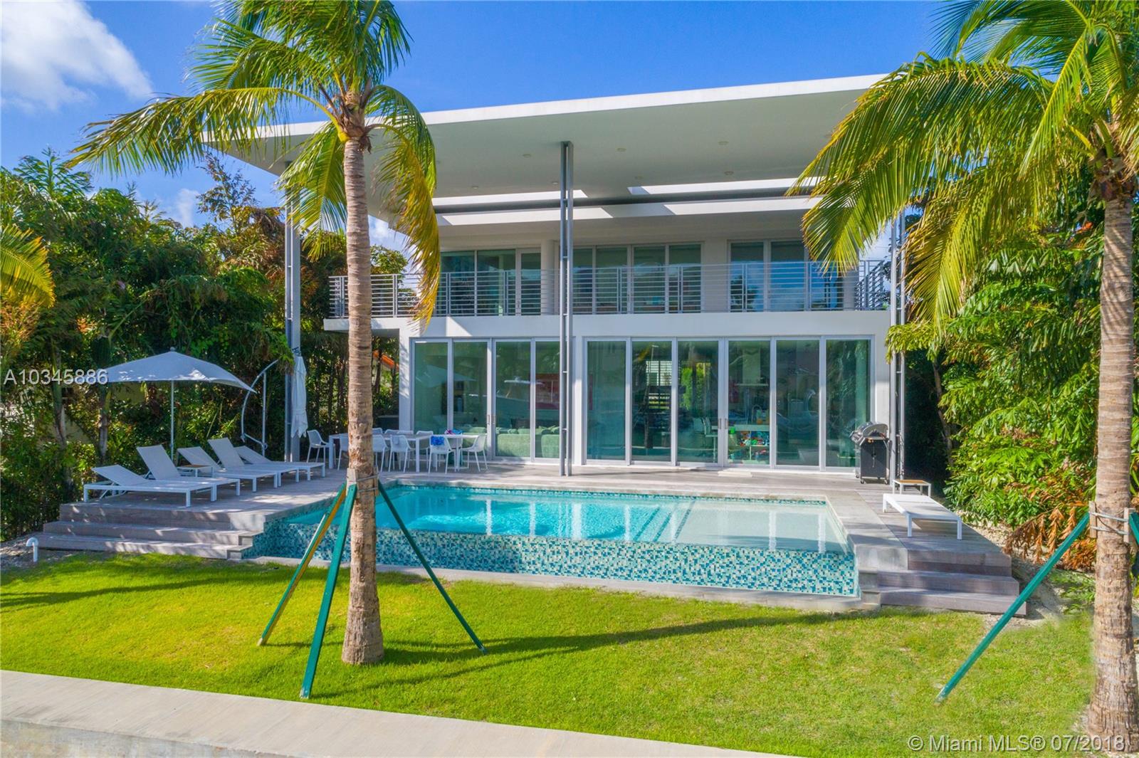 Sunset Island IV - Residential