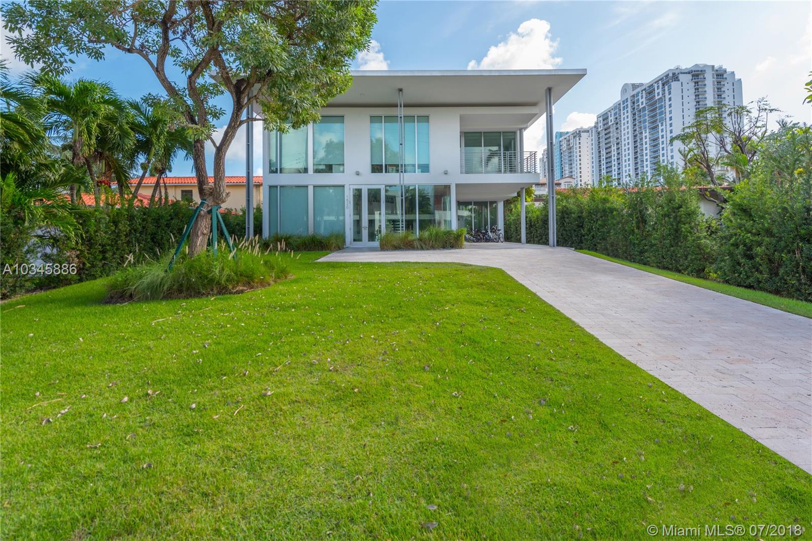 Sunset Island IV - Residential