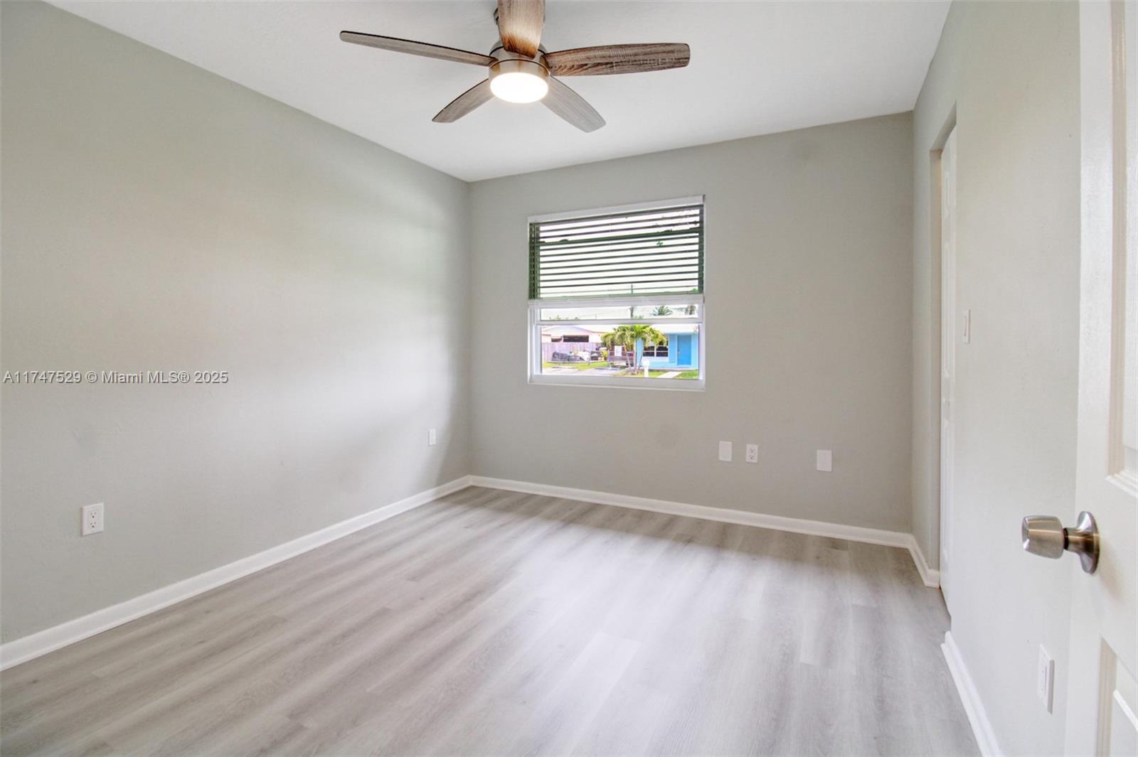 CUTLER RIDGE MANOR ESTATE - Residential