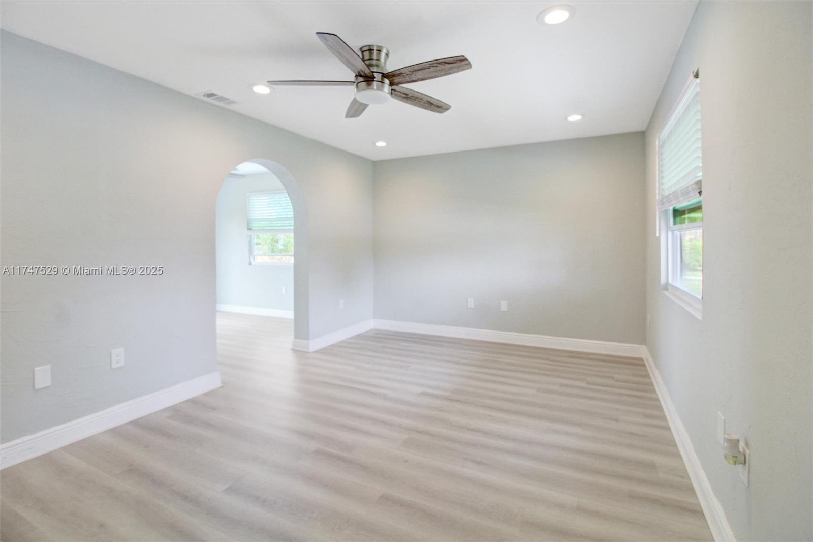 CUTLER RIDGE MANOR ESTATE - Residential