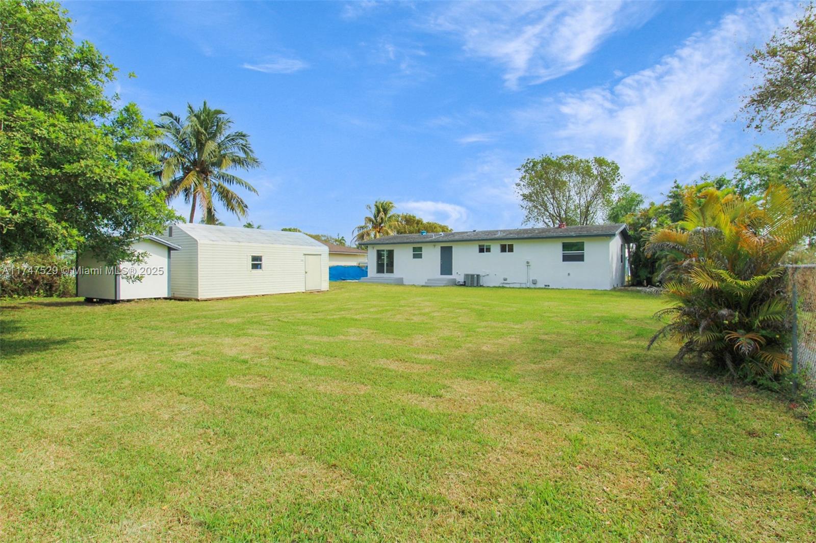 CUTLER RIDGE MANOR ESTATE - Residential