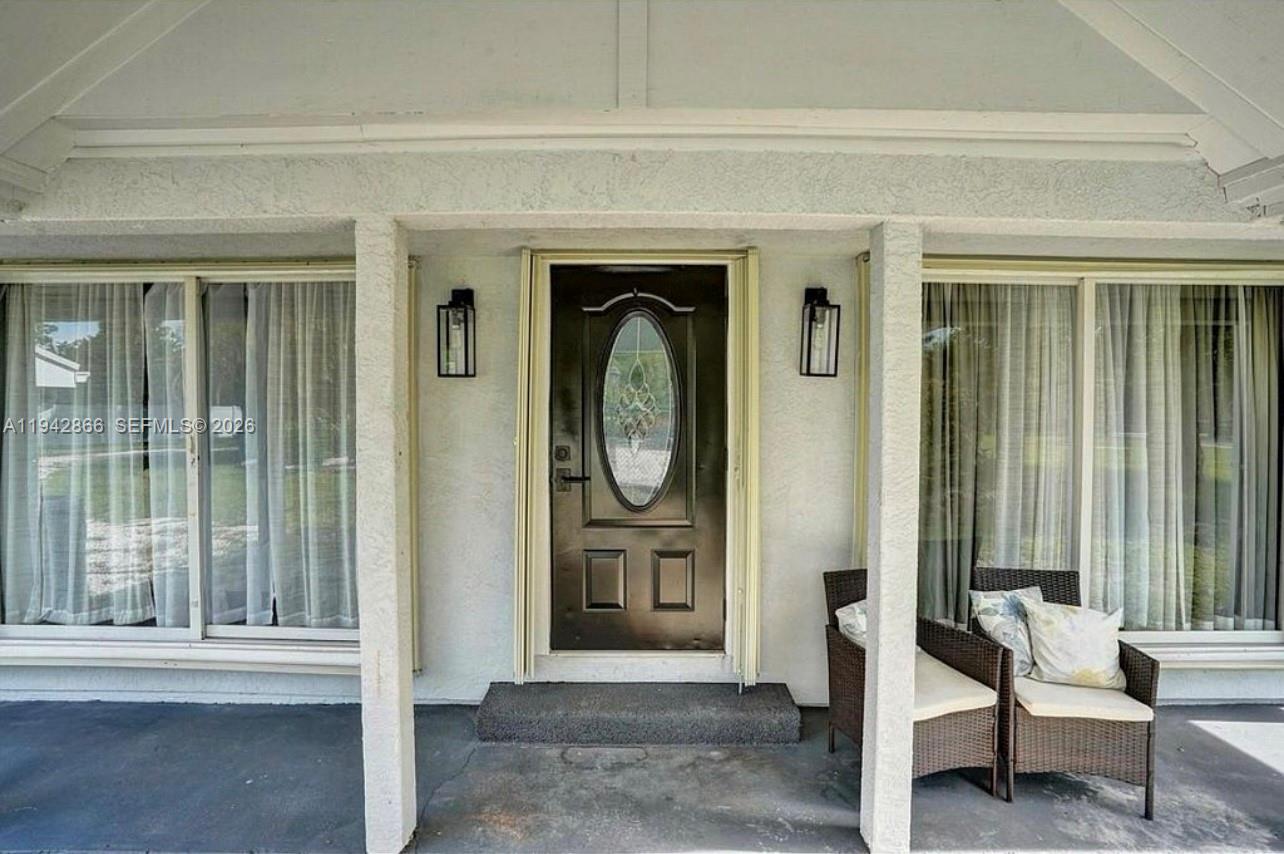 PALM BEACH LITTLE RANCHES - Residential