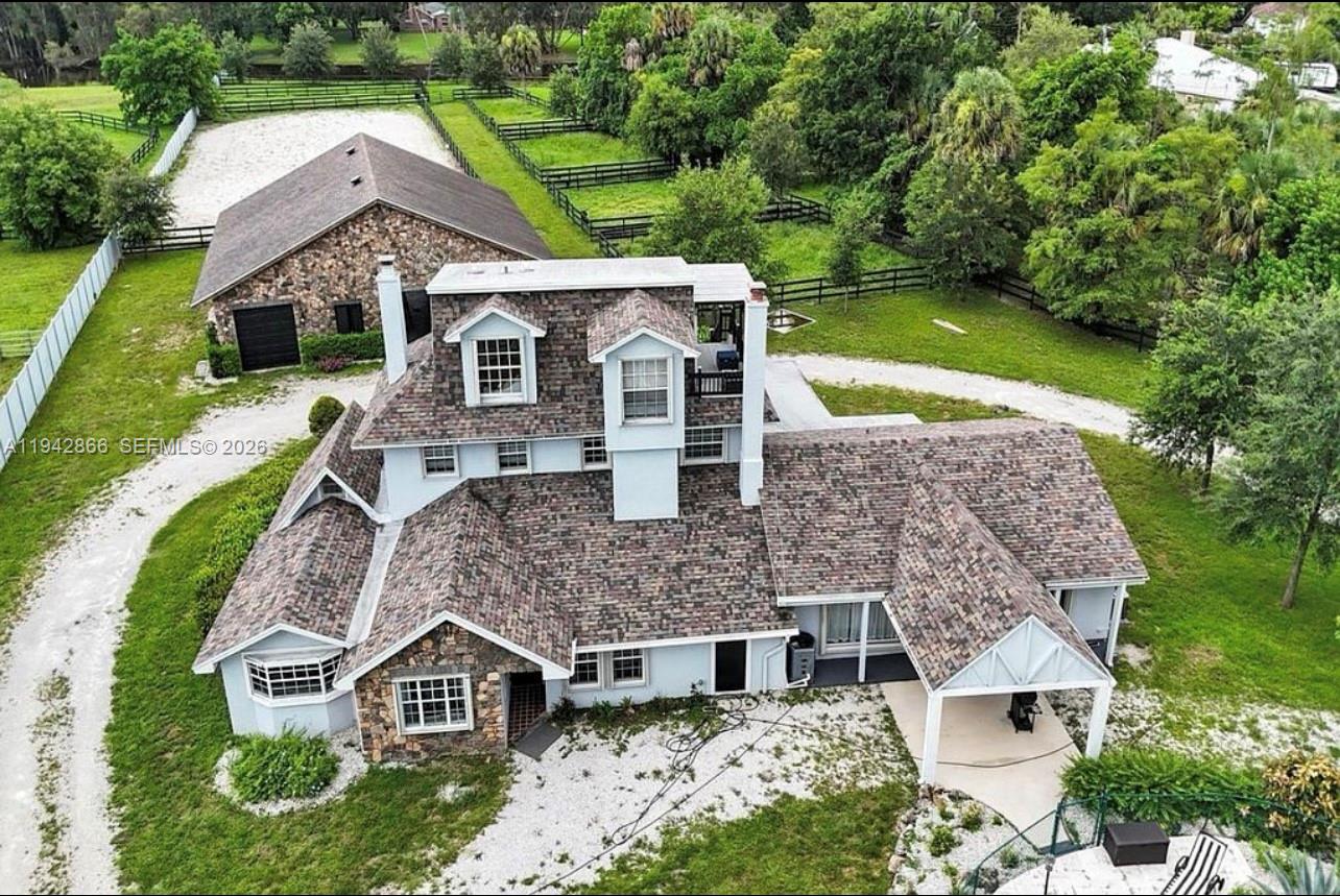 PALM BEACH LITTLE RANCHES - Residential