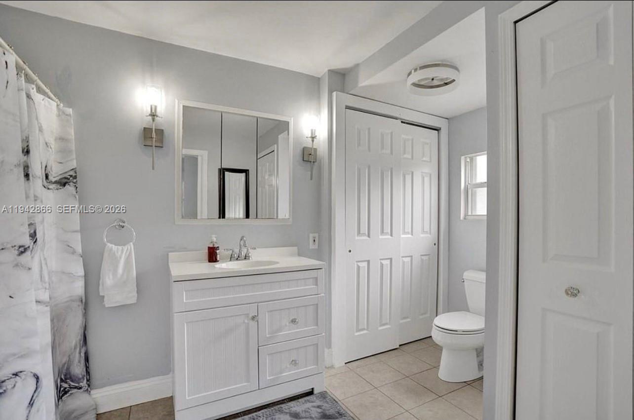 PALM BEACH LITTLE RANCHES - Residential