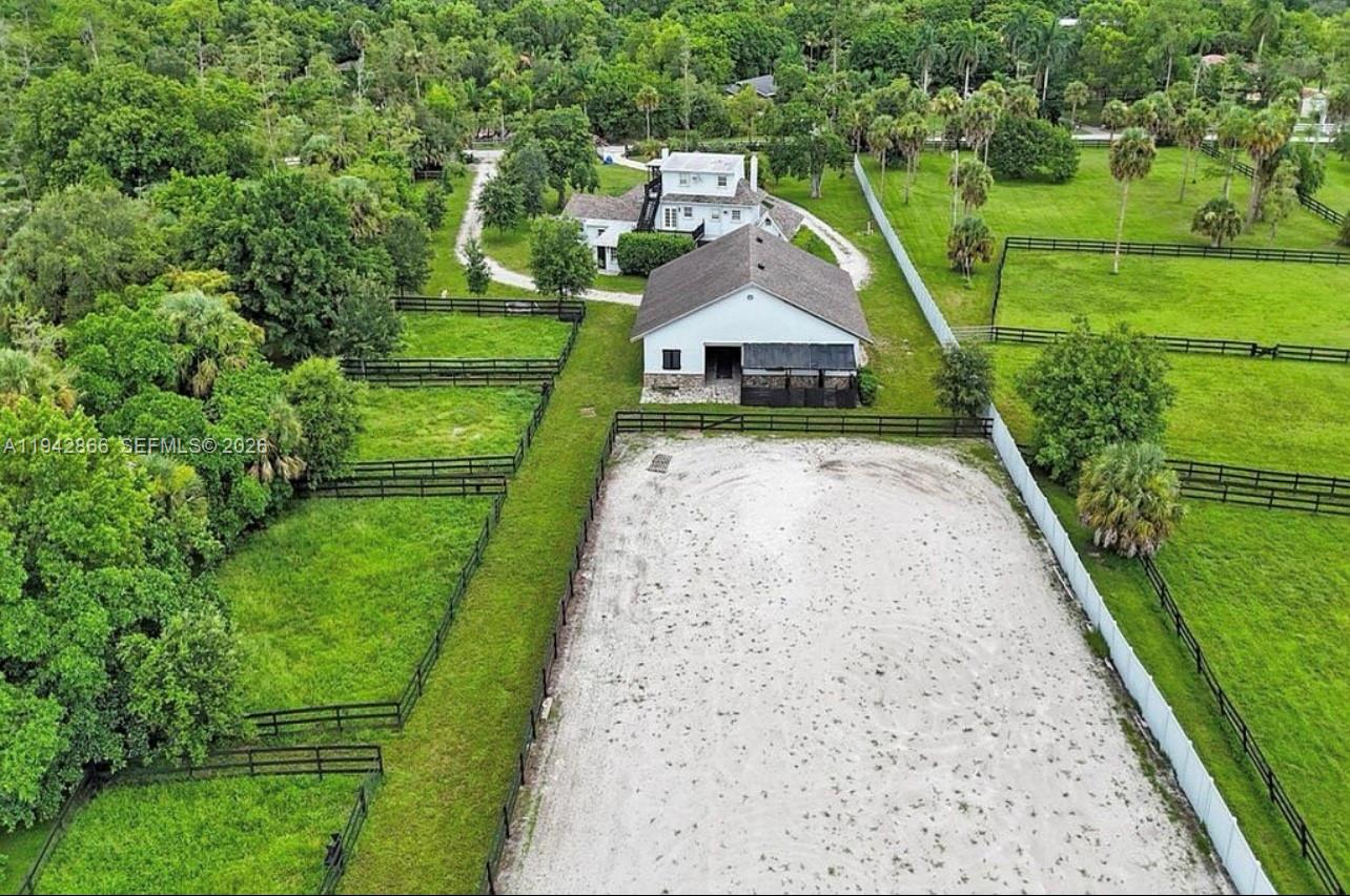 PALM BEACH LITTLE RANCHES - Residential