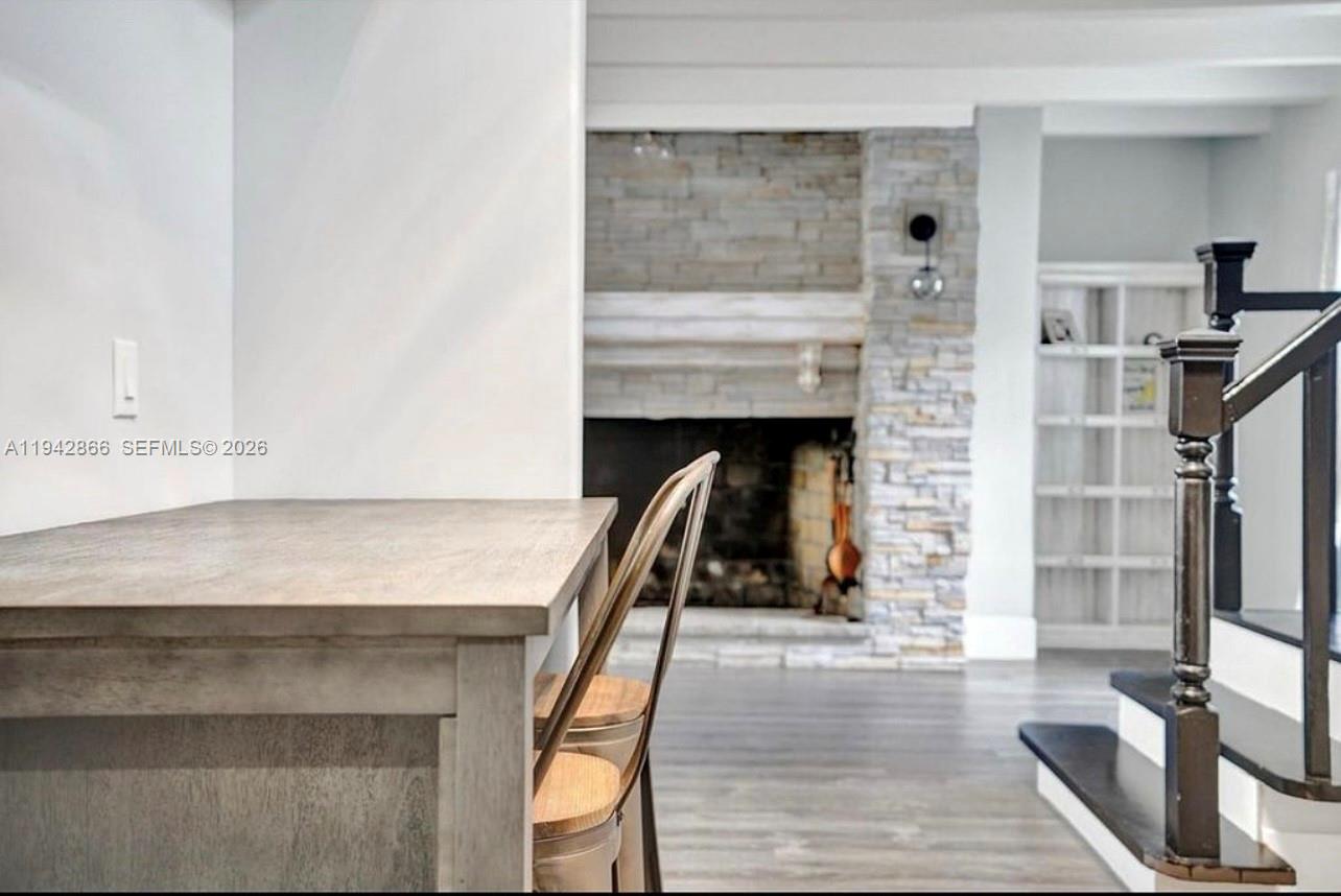 PALM BEACH LITTLE RANCHES - Residential