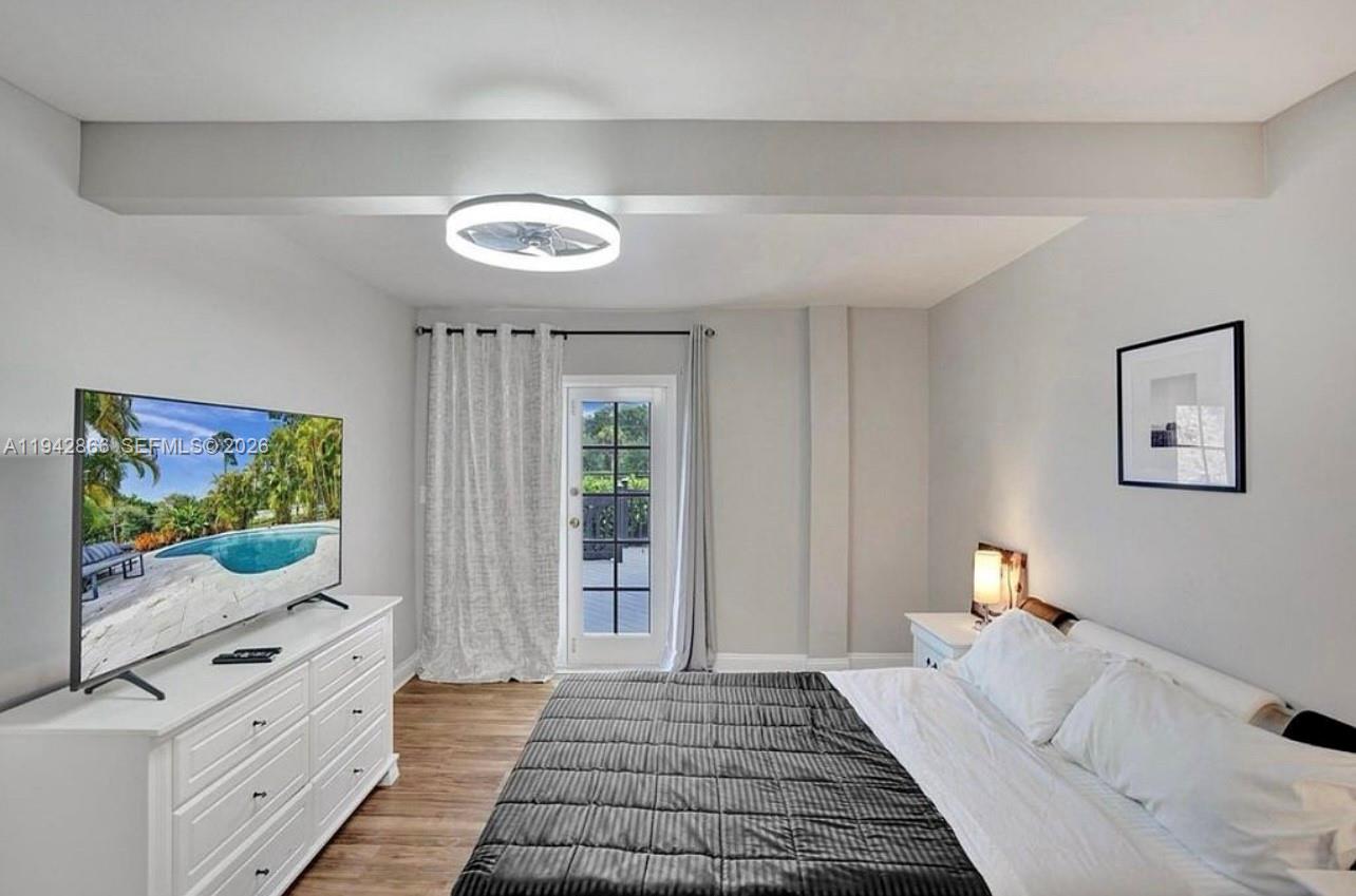 PALM BEACH LITTLE RANCHES - Residential