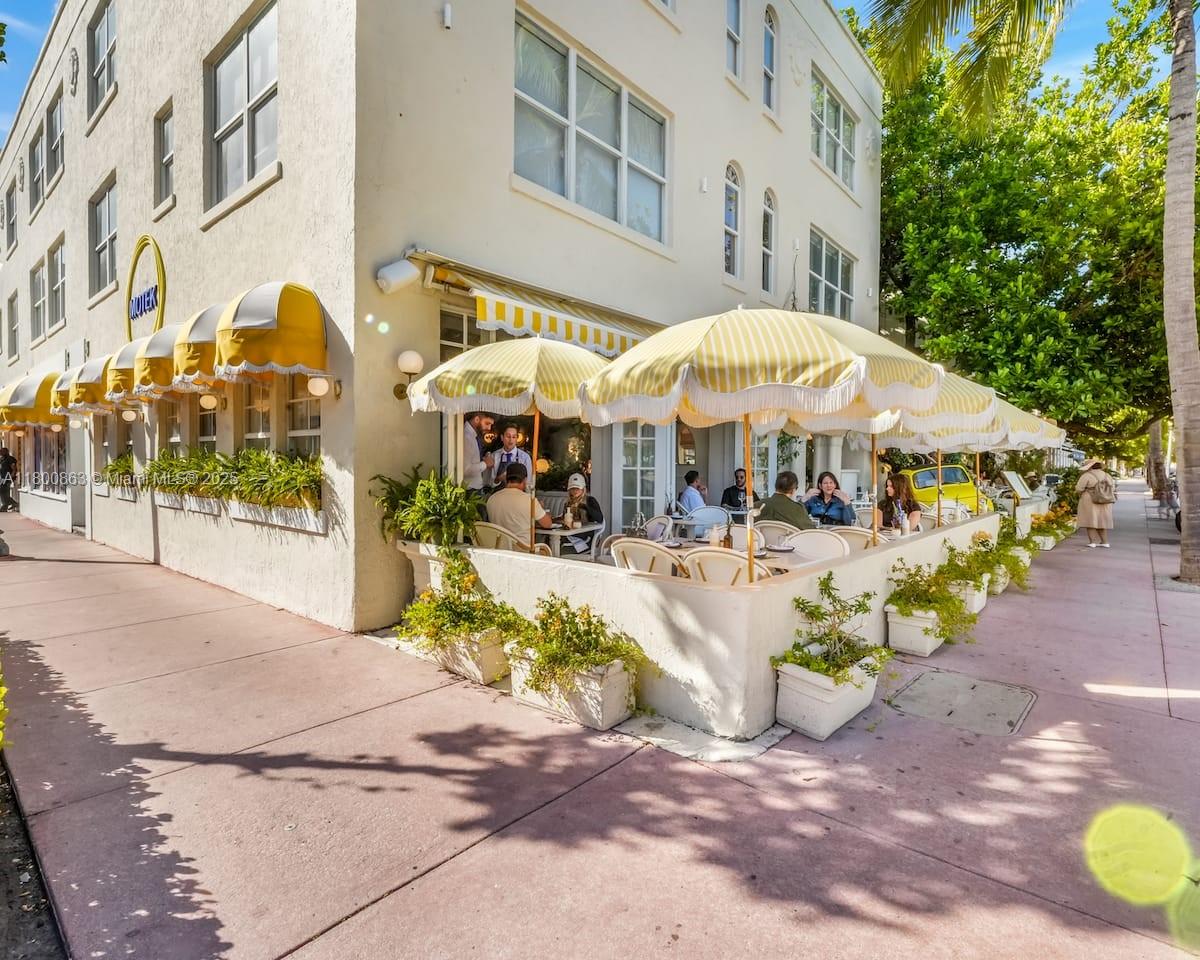 THE MERCURY SOUTH BEACH - Residential Lease