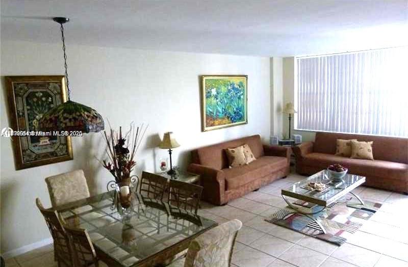 SEA AIR TOWERS CONDO - Residential Lease